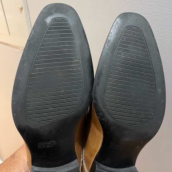 Kenneth Cole Speak Up Lace up dress shoes Tan color Sz 9.5 - Picture 4 of 12